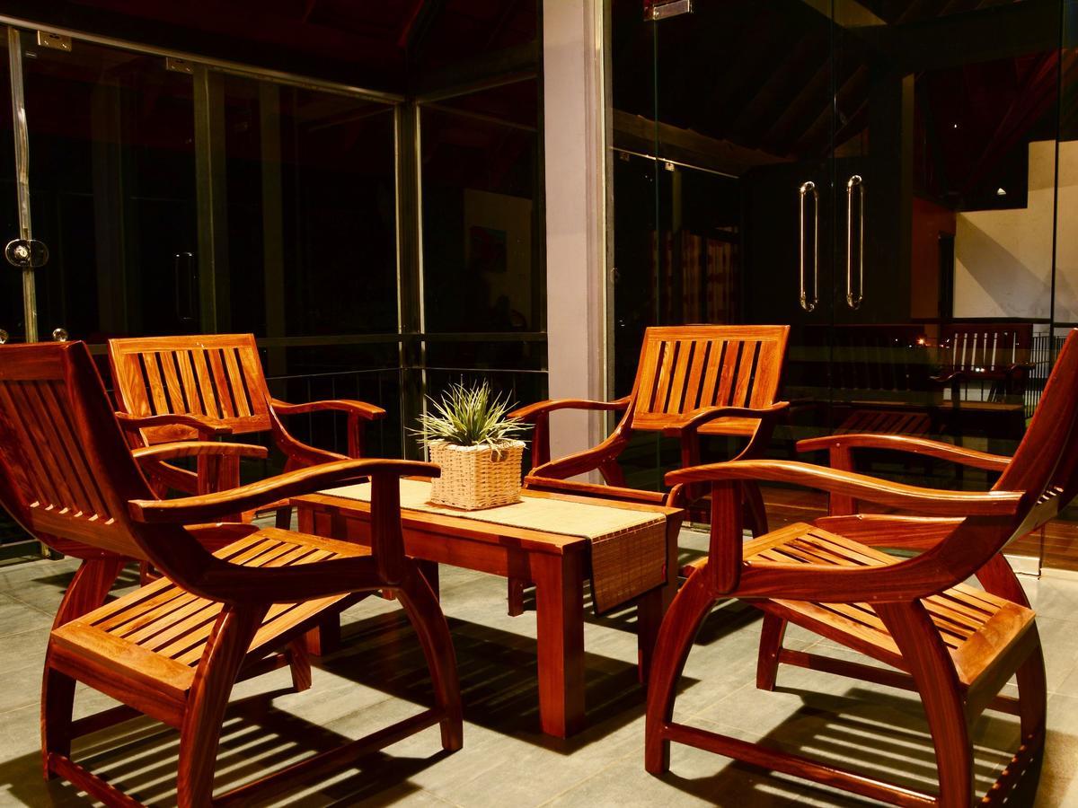 Mount Lake Inn Nuwara Eliya Exterior photo